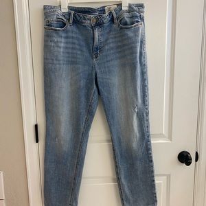 Straight leg jeans. Really cute!